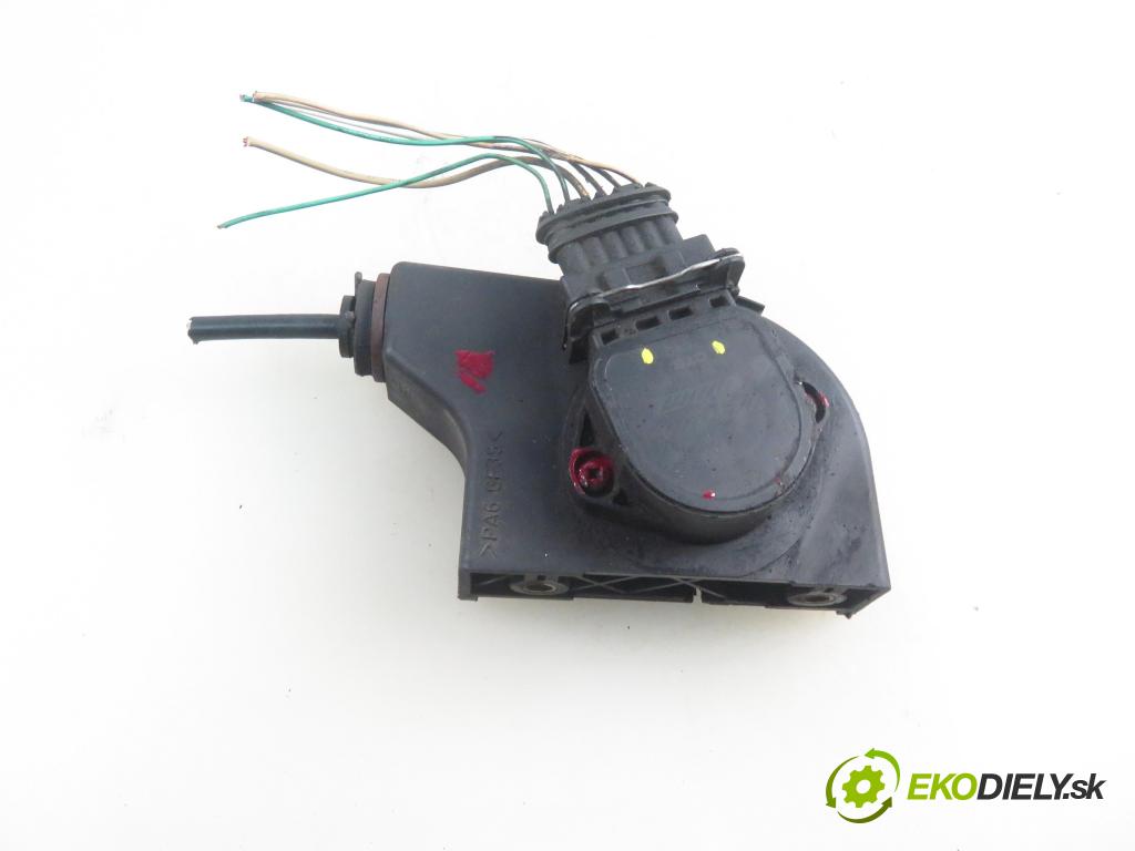 RENAULT SCENIC I (JA0/1_) CROSSOVER 2001 74,00 1.9 dCi RX4 - F9Q 748 1870,00 Potenciometer plynu 7700431919 ; CTS3642 (Pedál)