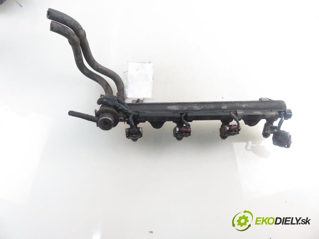 VW GOLF IV (1J1) HB 1999 55,00 1.4 16V - AHW 1390,00 Lišta vstrekovacia 036133319B ; 036031C ; IWP058 (Vstrekovacia lišta)