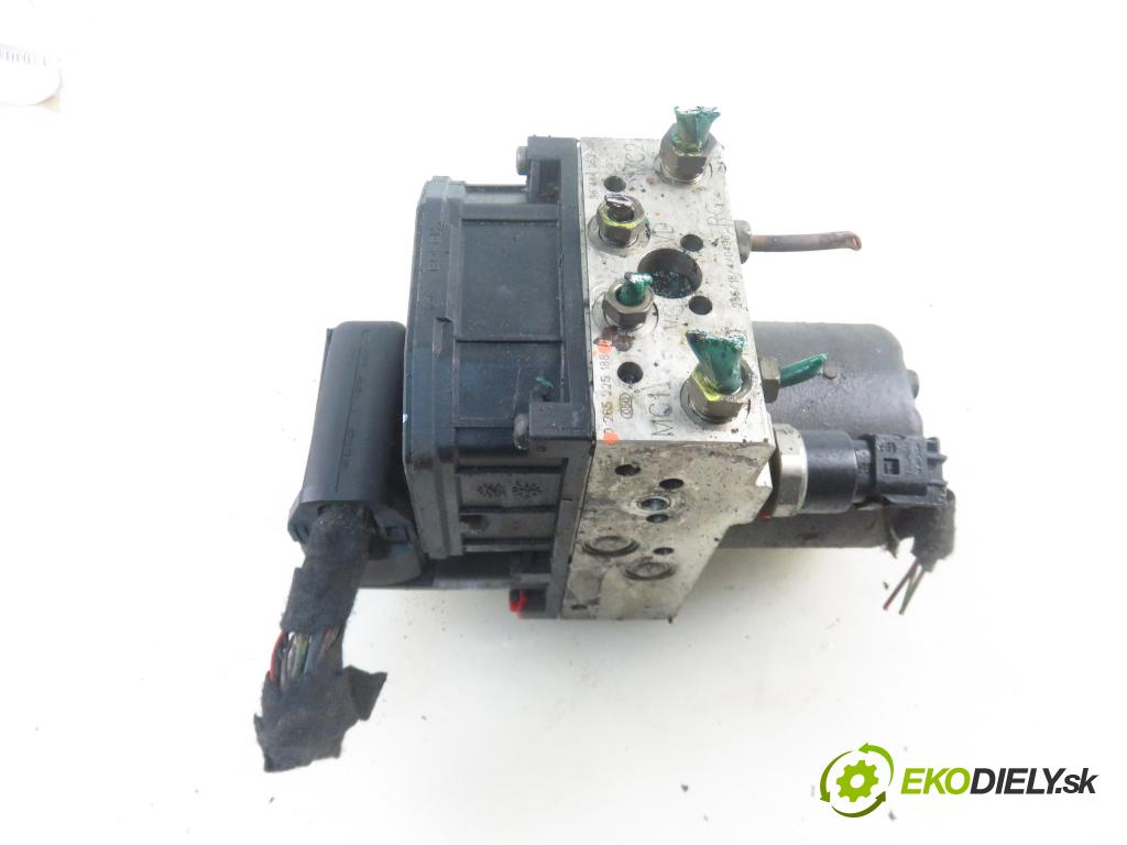 PEUGEOT 307 Break (3E) KOMBI 2003 80,00 1.6 16V - NFU (TU5JP4) 1587,00 Pumpa ABS 0265950084 ; 0265225188 (Pumpa ABS)