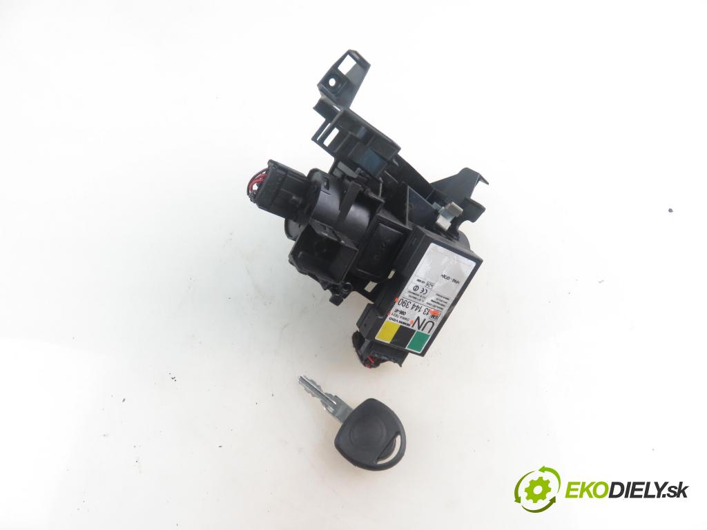 OPEL MERIVA A nadwozie wielkoprzestrzenne (MPV) (X03) MINIVAN 2006 55,00 1.3 CDTI - Z 13 DTJ 1248,00 spinačka 13144390 ; 5WK47631 (Spínacia skrinka a kľúč)