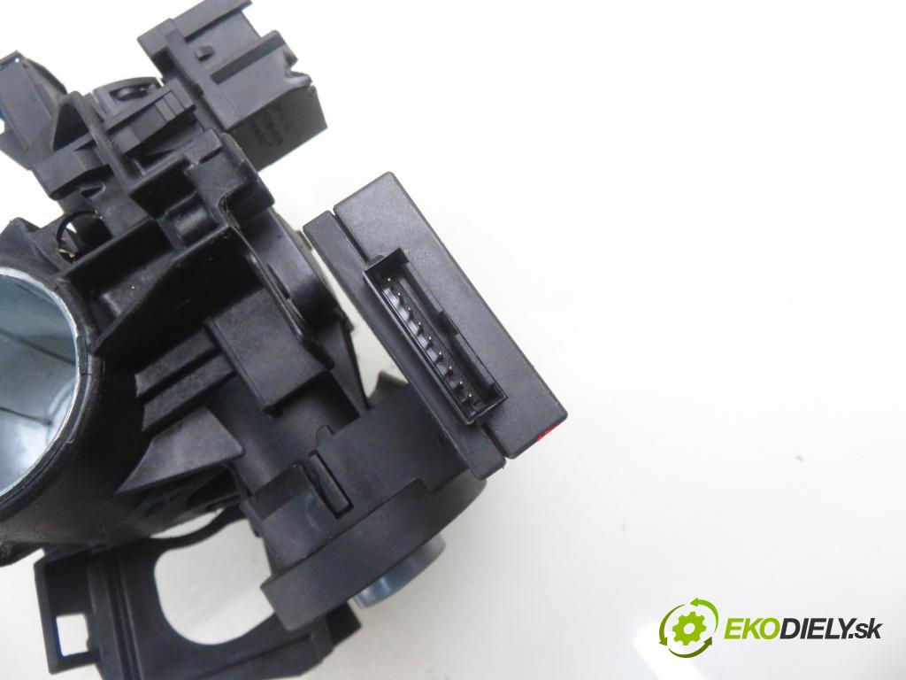 OPEL MERIVA A nadwozie wielkoprzestrzenne (MPV) (X03) MINIVAN 2006 55,00 1.3 CDTI - Z 13 DTJ 1248,00 spinačka 13144390 ; 5WK47631 (Spínacia skrinka a kľúč)