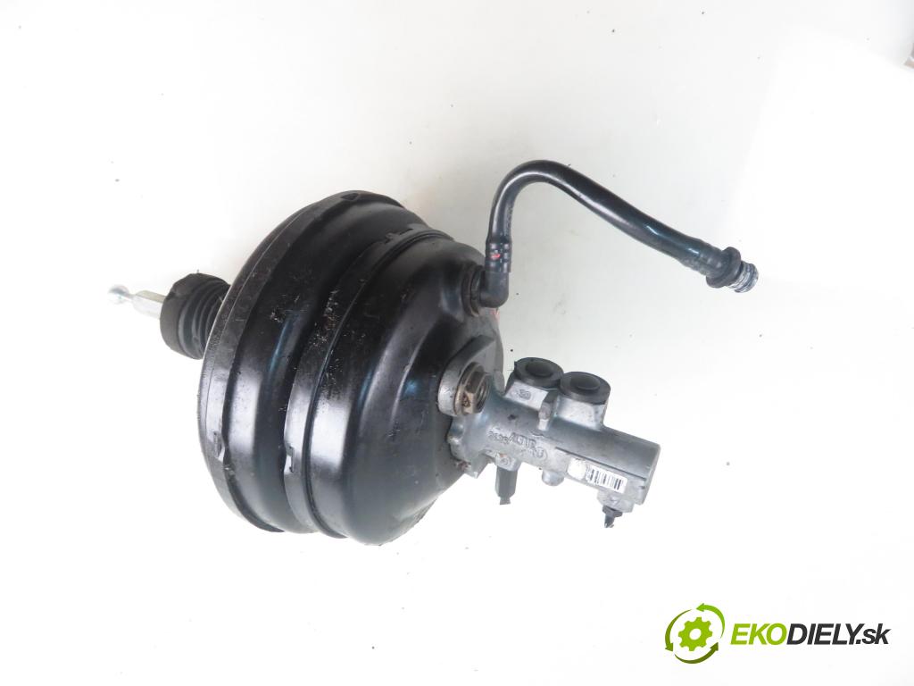 VW PASSAT B5 Variant (3B5) KOMBI 2000 85,00 1.9 TDI - AJM 1896,00 Posilovač 4B3612105 (Servočerpadlo, pumpa riadenia)