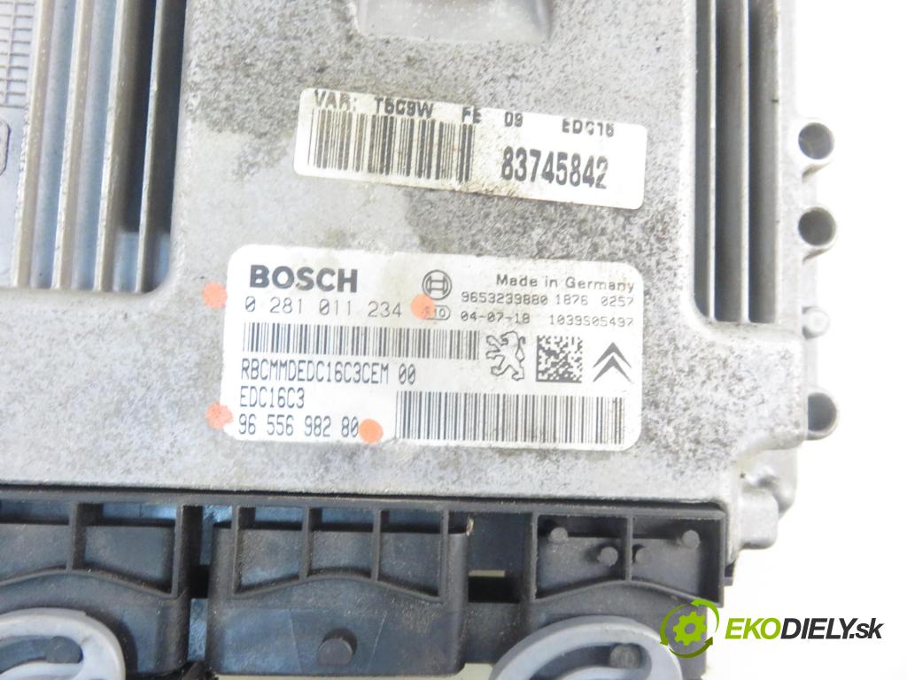 PEUGEOT 307 SW (3H) KOMBI 2004 80,00 1.6 HDI 110 - 9HZ (DV6TED4) 1560,00 Riadiaca jednotka Motor 0281011234 ; 9655698280