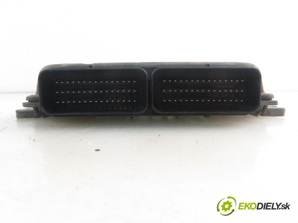 RENAULT KANGOO (KC0/1_) KOMBI 2003 70,00 1.6 16V - K4M 752 1598,00 Riadiaca jednotka Motor 8200214973 ; 8200080285