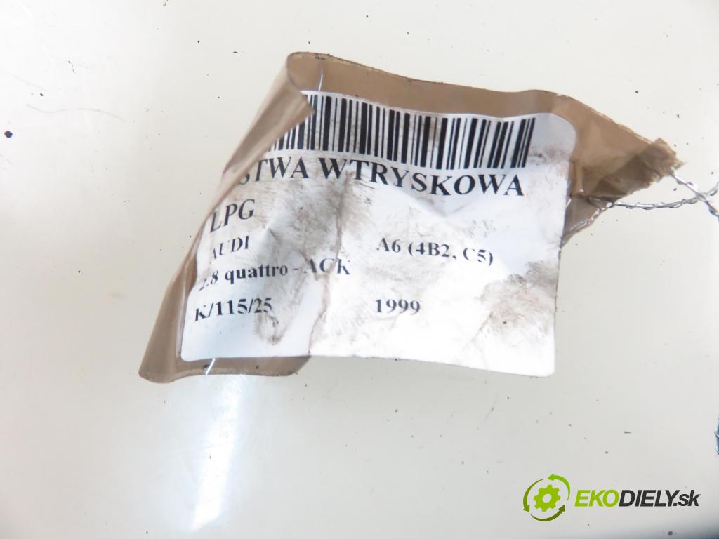 AUDI A6 (4B2, C5) SEDAN 1999 142,00 2.8 quattro - ACK 2771,00 Lišta vstrekovacia LPG 67R010256 ; H2002