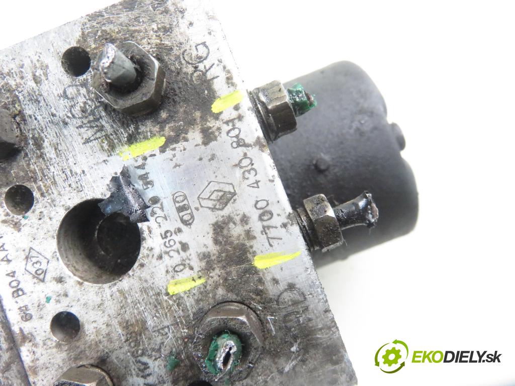 RENAULT SCENIC I (JA0/1_) CROSSOVER 2001 74,00 1.9 dCi RX4 - F9Q 748 1870,00 Pumpa ABS 0273004396 ; 7700430801 ; 0265220544 (Pumpa ABS)