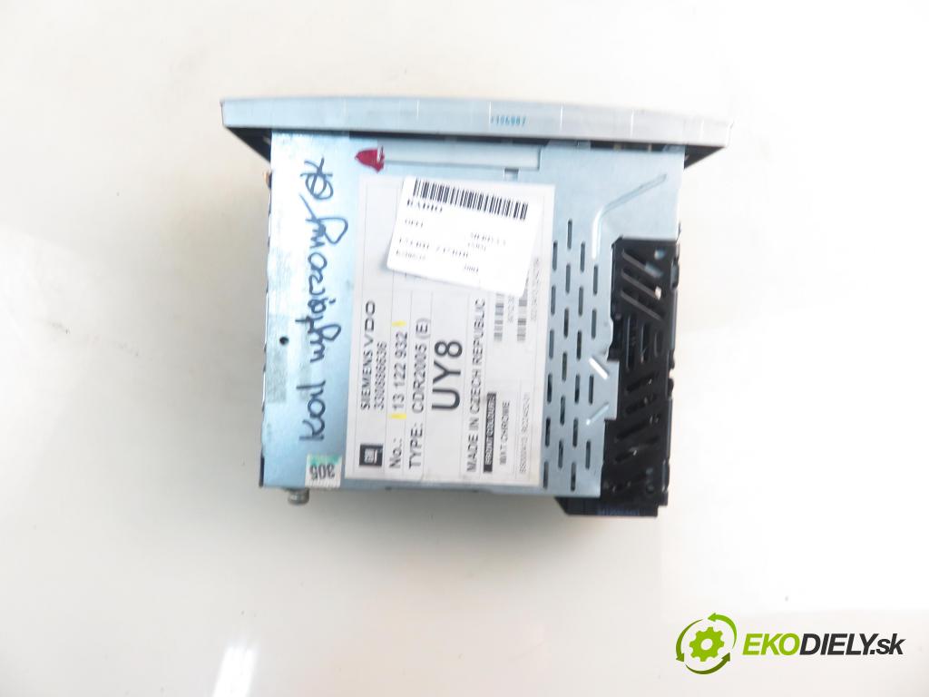 OPEL MERIVA A nadwozie wielkoprzestrzenne (MPV) (X03) HB 2004 74,00 1.7 CDTI 100 - Z 17 DTH 1686,00 RADIO CD 13122932
