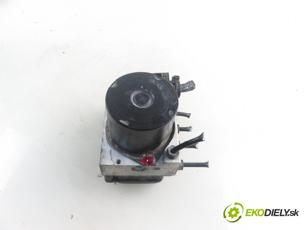 VW POLO (9N_) HB 2006 51,00 1.4 TDI - BNM 1422,00 Pumpa ABS 0265800511 ; 6Q0907379AF (Pumpa ABS)