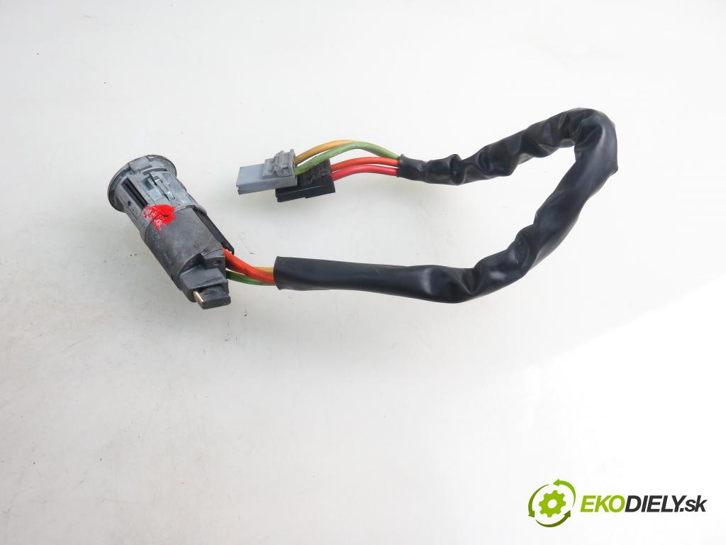 RENAULT KANGOO (KC0/1_) KOMBI 2003 70,00 1.6 16V - K4M 752 1598,00 spinačka  (Spínacia skrinka)