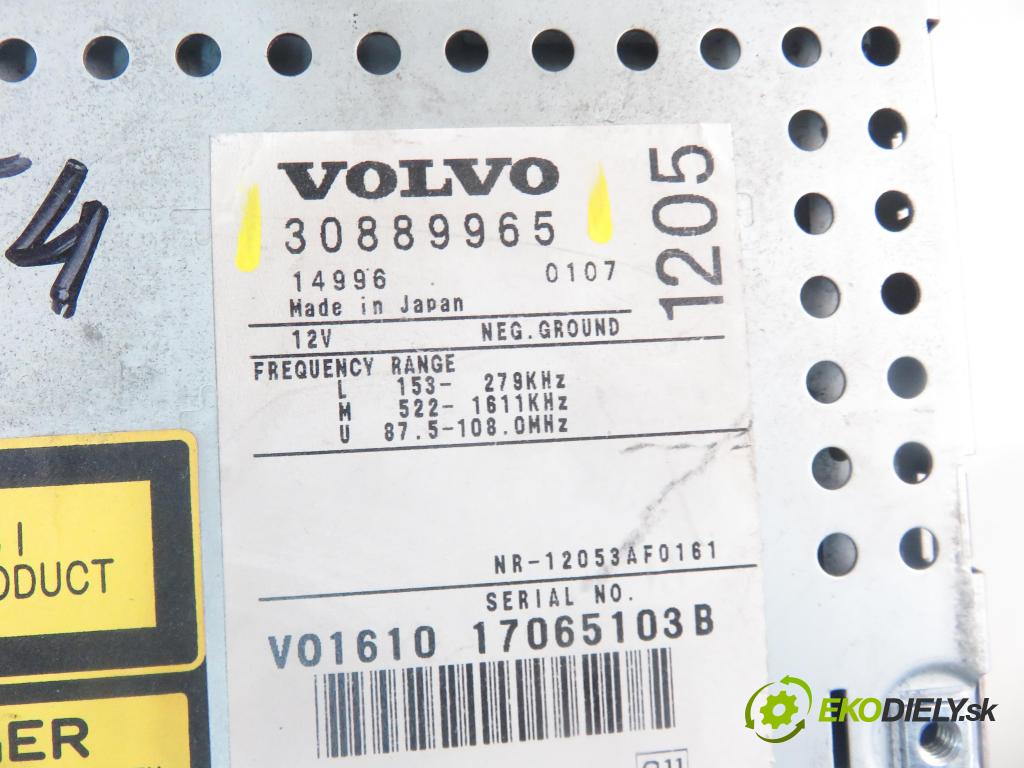 VOLVO V40 Kombi (645) KOMBI 2001 85,00 1.9 DI 116 - D 4192 T3 1870,00 RADIO CD 30889965