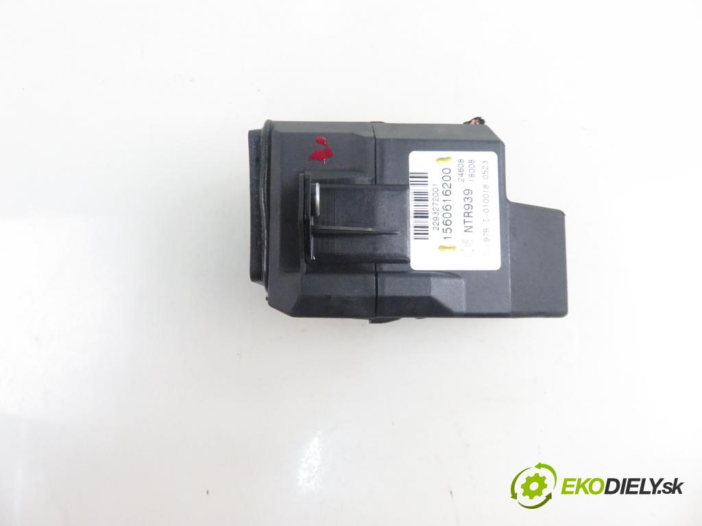 ALFA ROMEO 159 (939_) SEDAN 2009 88,00 1.9 JTDM 8V - 939 A1.000 1910,00 spinačka 1560616200 (Spínacia skrinka a kľúč)