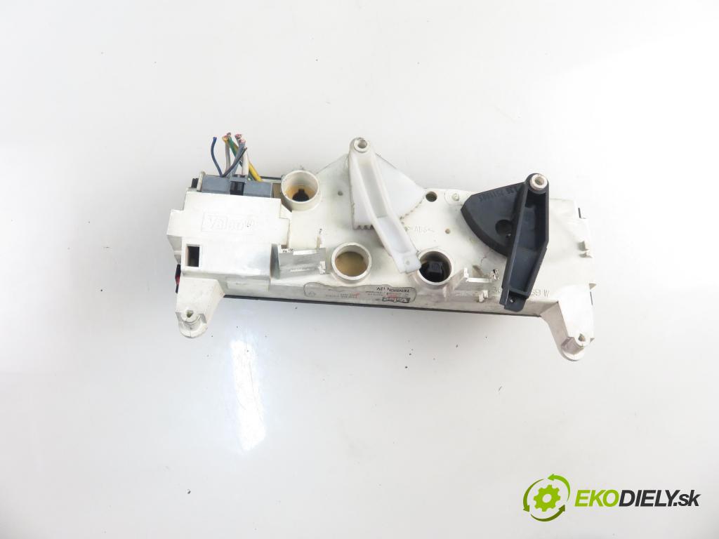 OPEL MOVANO Autobus (X70) BUS 2000 59,00 2.5 D - S8U 772 2499,00 Panel kúrenia 133761F