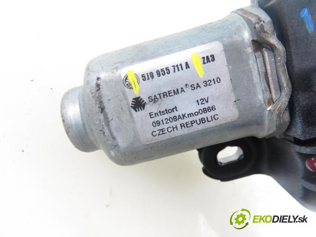 SKODA FABIA II Combi (545) KOMBI 2010 51,00 1.2 - CGPA 1198,00 motorek stěrače ZADNÍ: 5J9955711A