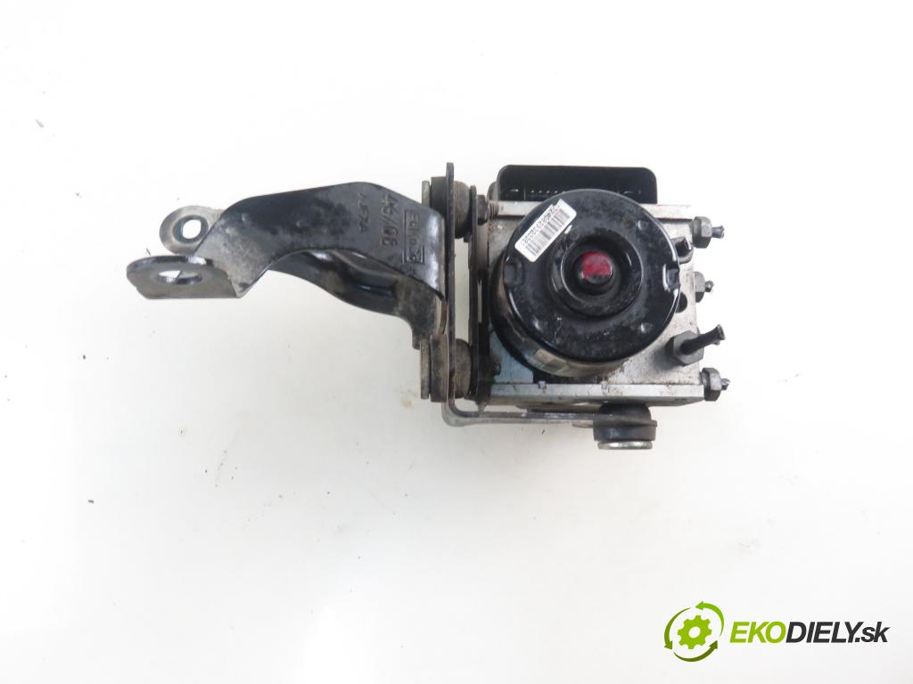 FORD FIESTA VI (CB1,CCN) HB 2009 50,00 1.4 TDCi 68 8V - F6JD 1399,00 Pumpa ABS 06210955813 ; 8V512M110AD ; 06210213174 (Pumpa ABS)