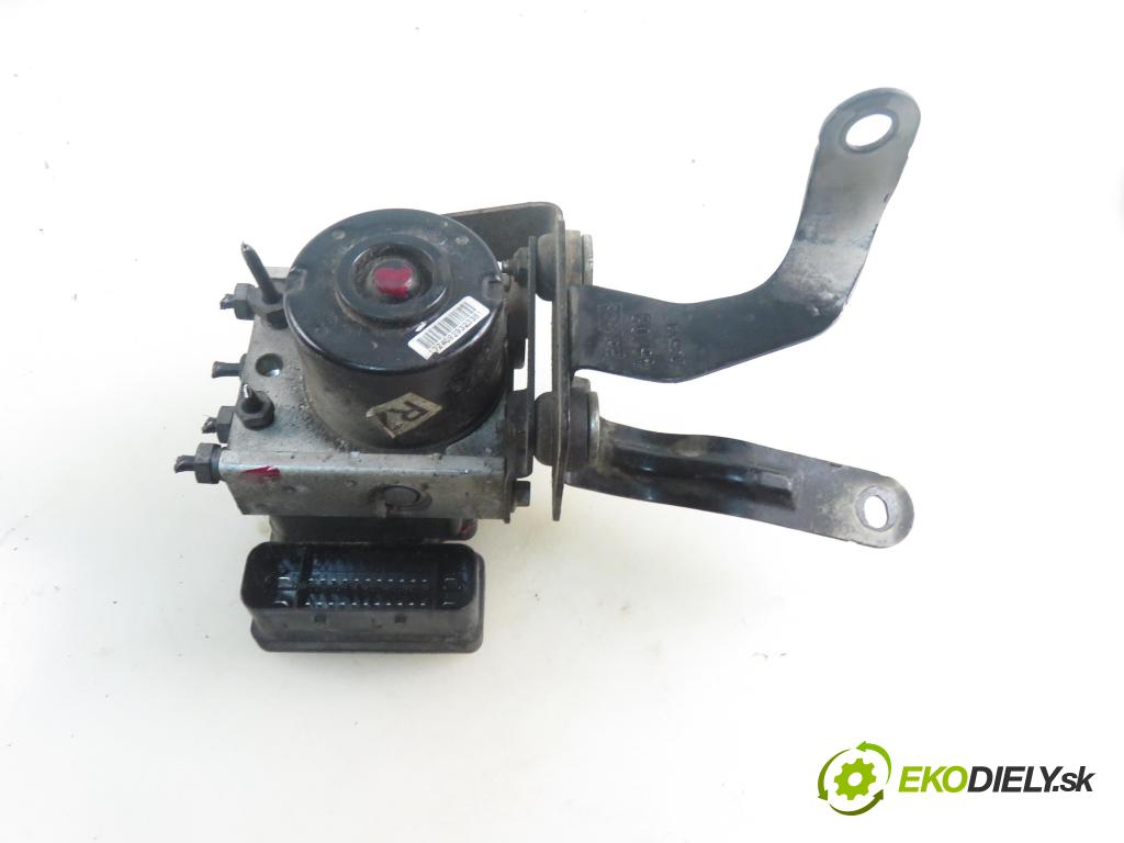 FORD FIESTA VI (CB1,CCN) HB 2009 50,00 1.4 TDCi 68 8V - F6JD 1399,00 Pumpa ABS 06210955813 ; 8V512M110AD ; 06210213174 (Pumpa ABS)