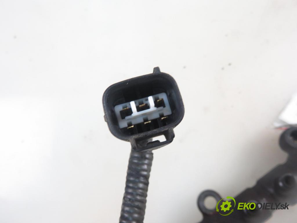 TOYOTA AVENSIS Kombi (_T25_) HB 2004 85,00 2.0 D-4D 116 - 1CD-FTV 1995,00 Lišta vstrekovacia 8945860010 (Vstrekovacia lišta)