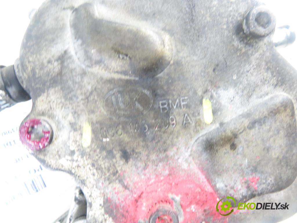 AUDI A4 Avant (8E5, B6) KOMBI 2003 96,00 1.9 TDI - AWX 1896,00 Pumpa vákuová 038145209A