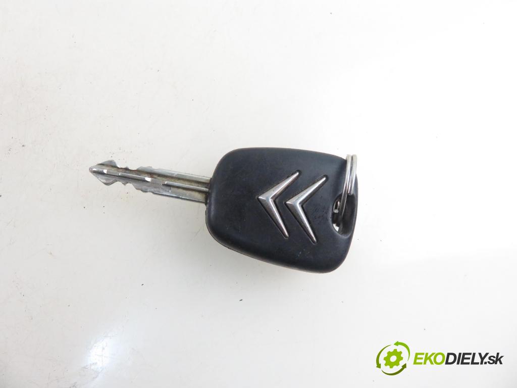 CITROEN XSARA PICASSO (N68) MINIVAN 2004 70,00 1.6 - NFV (TU5JP) 1587,00 spinačka  (Spínacia skrinka a kľúč)