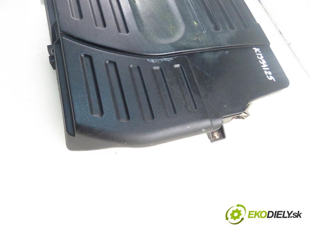 SUZUKI SX4 (EY, GY) CROSSOVER 2011 88,00 1.6 VVT 4x4 (RW 416) 120 - M16A 1586,00 Obal filtra vzduchu 54LA01 (Obal filtra vzduchu)