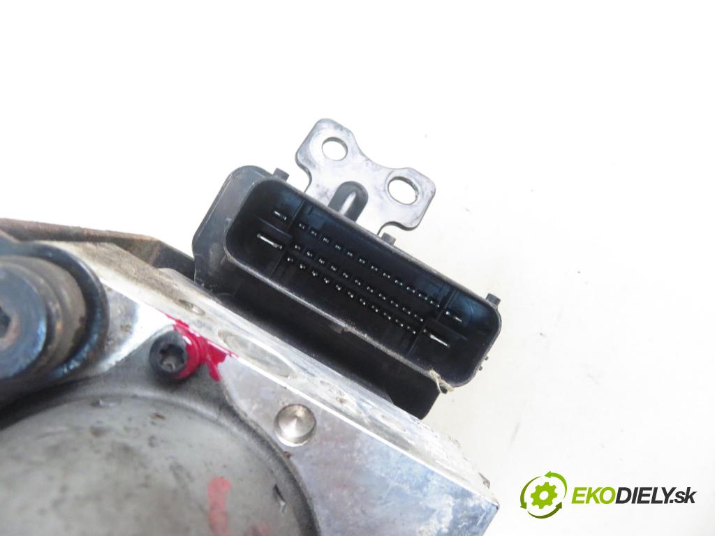 KIA SPORTAGE (SL) SUV 2012 100,00 2.0 CRDi 136 - D4HA 1995,00 Pumpa ABS 589203U310 ; BE6003I323 ; BH6013I301 (Pumpa ABS)