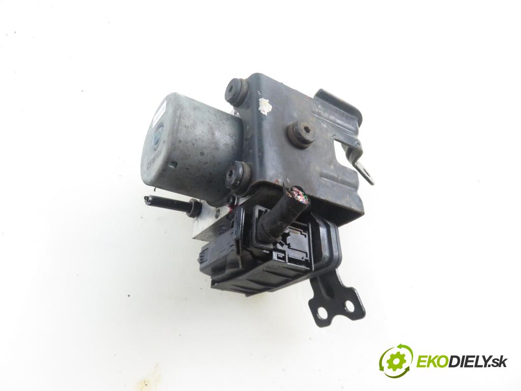 KIA SPORTAGE (SL) SUV 2012 100,00 2.0 CRDi 136 - D4HA 1995,00 Pumpa ABS 589203U310 ; BE6003I323 ; BH6013I301 (Pumpa ABS)