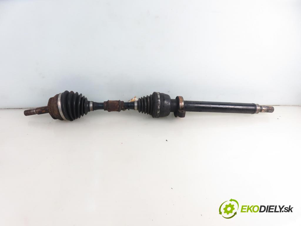 VOLVO V40 Kombi (645) KOMBI 2001 85,00 1.9 DI 116 - D 4192 T3 1870,00 Poloos PP