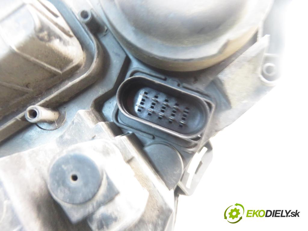 VW POLO (9N_) HB 2004 55,00 1.4 TDI - BAY 1422,00 světlo PP 0301190202 ; 6Q1941008BB