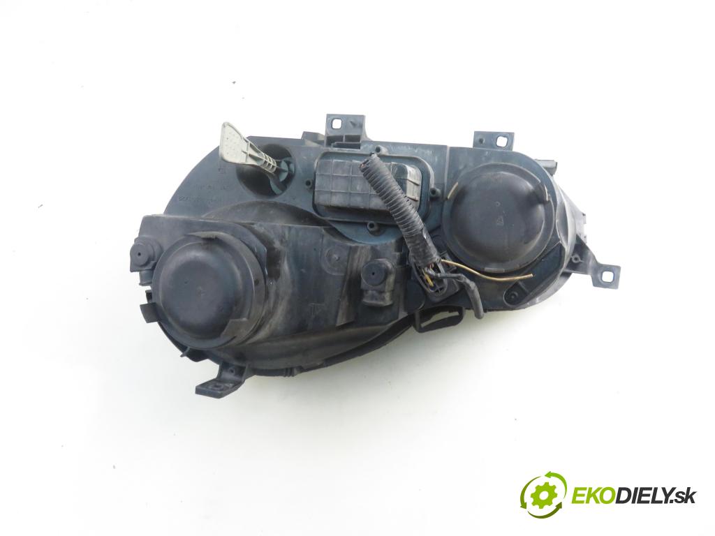 VW POLO (9N_) HB 2004 55,00 1.4 TDI - BAY 1422,00 světlo PP 0301190202 ; 6Q1941008BB