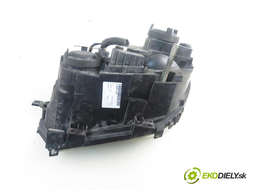 VW POLO (9N_) HB 2004 55,00 1.4 TDI - BAY 1422,00 světlo PP 0301190202 ; 6Q1941008BB