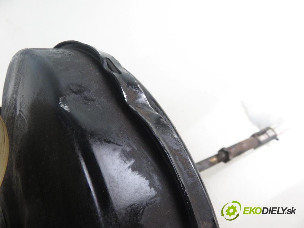 AUDI A6 Avant (4A, C4) KOMBI 1995 103,00 2.5 TDI - AEL 2461,00 Posilovač 4A0612105P (Servočerpadlo, pumpa riadenia)