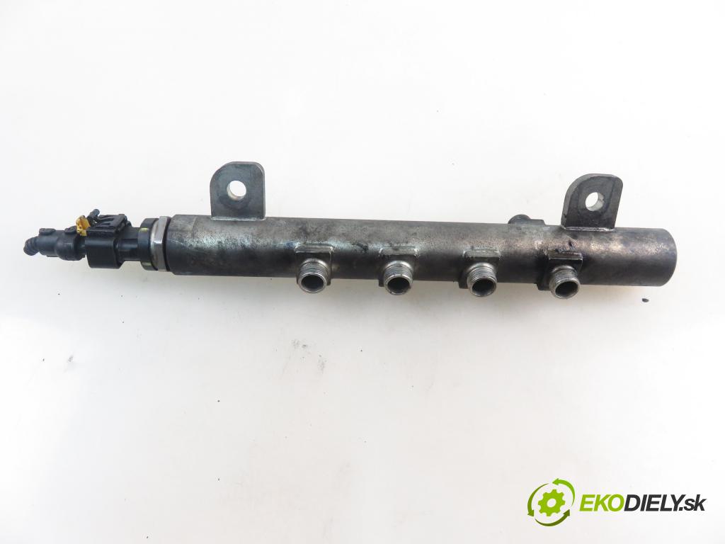 FIAT BRAVO II (198_) HB 2007 110,00 1.9 D Multijet - 937 A5.000 1910,00 Lišta vstrekovacia 0445214058 ; 55197372 ; 0281002903 (Vstrekovacia lišta)