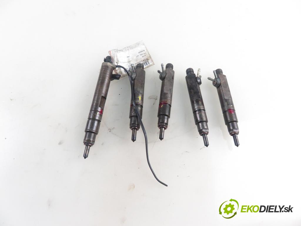 AUDI A6 Avant (4A, C4) KOMBI 1995 103,00 2.5 TDI - AEL 2461,00 Vstrekovacie ventily 046130202F ; 046130201F (Vstrekovací ventil)