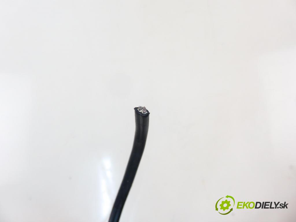 AUDI A6 Avant (4A, C4) KOMBI 1995 103,00 2.5 TDI - AEL 2461,00 Vstrekovacie ventily 046130202F ; 046130201F (Vstrekovací ventil)