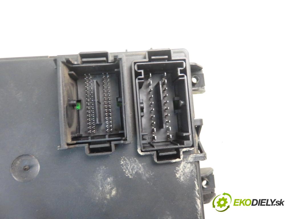 FIAT GRANDE PUNTO (199_) HB 2007 57,00 1.4 - 350 A1.000 1368,00 MODUL BSI 28094318 ; 00518060460