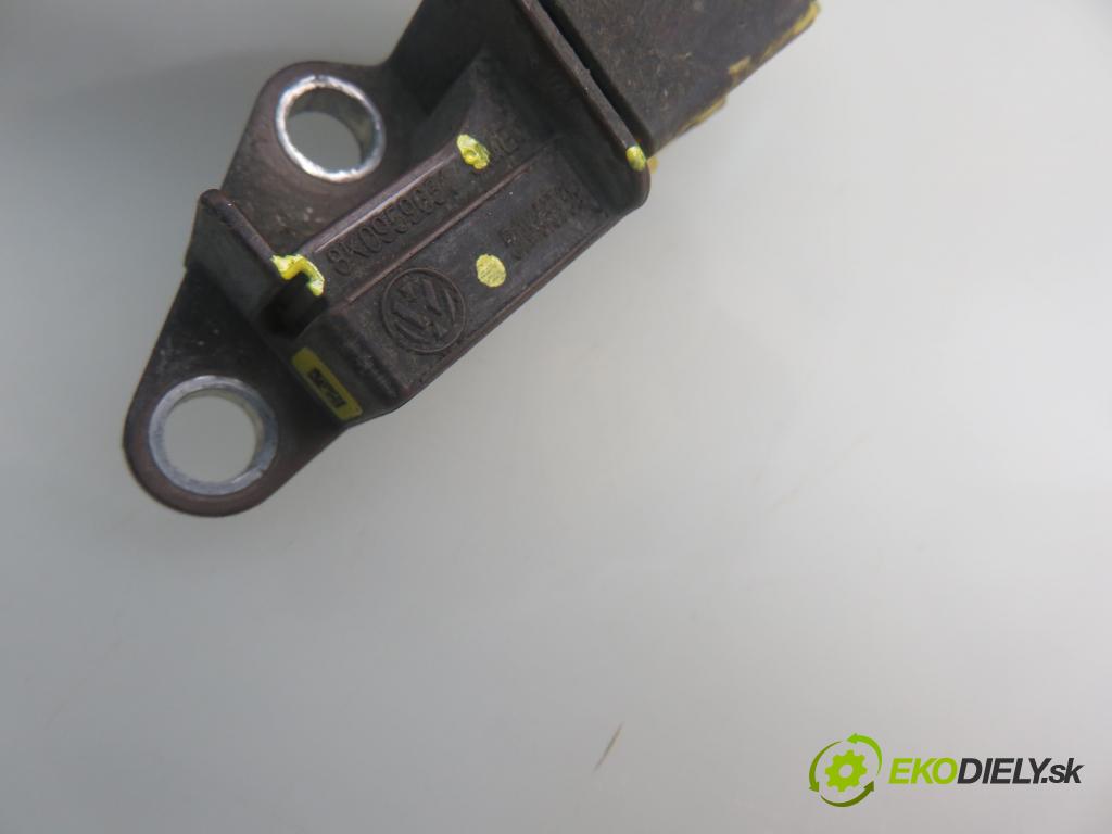 AUDI A4 (8K2, B8) SEDAN 2008 118,00 1.8 TFSI - CABB 1798,00 Snímač nárazu 5WK43738 ; 8K0959651 (Snímač nárazu)