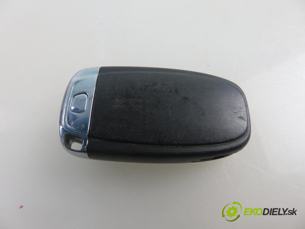 AUDI A4 (8K2, B8) SEDAN 2008 118,00 1.8 TFSI - CABB 1798,00 spinačka 8K0909131B (Spínacia skrinka a kľúč)