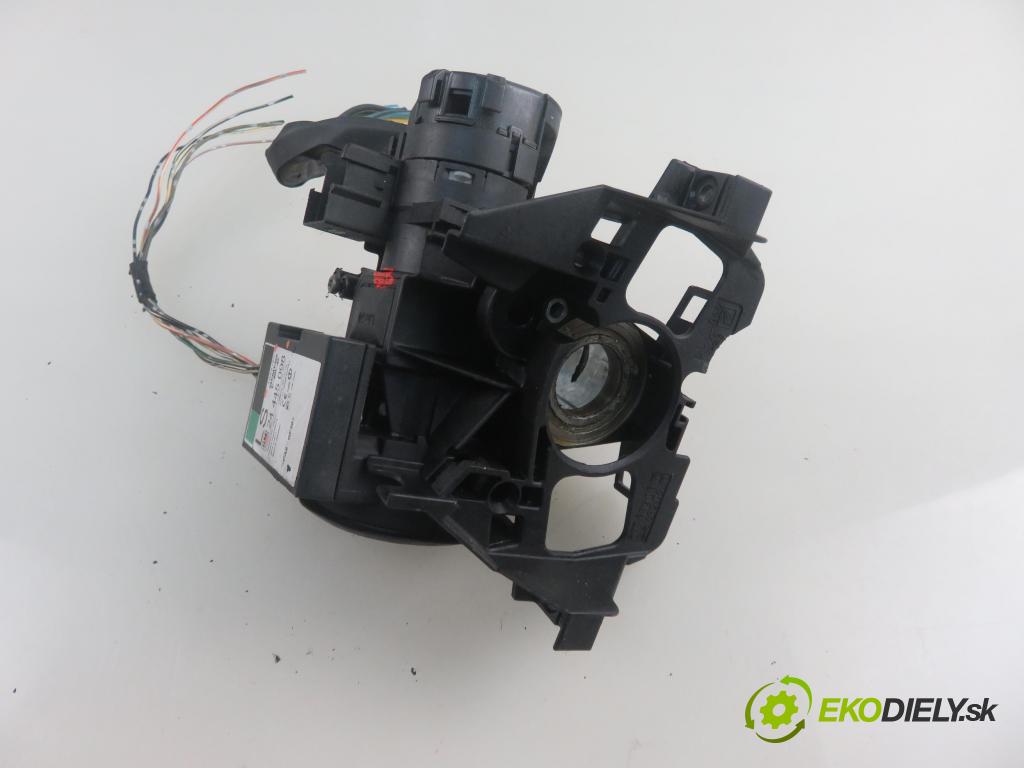 SUZUKI WAGON R+ (MM) HB 2002 56,00 1.3 4WD (RB 413) - G13BB 1298,00 spinačka 24445098 ; 5WK4763 (Spínacia skrinka a kľúč)