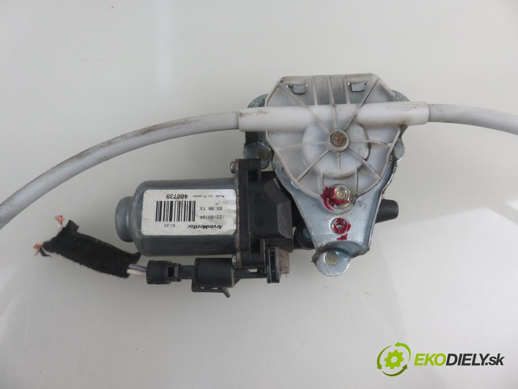 RENAULT MASTER II Skrzynia (FD) FURGON 2004 73,00 2.5 dCi 100 - G9U 754 2464,00 mechanismus oken 8200162708