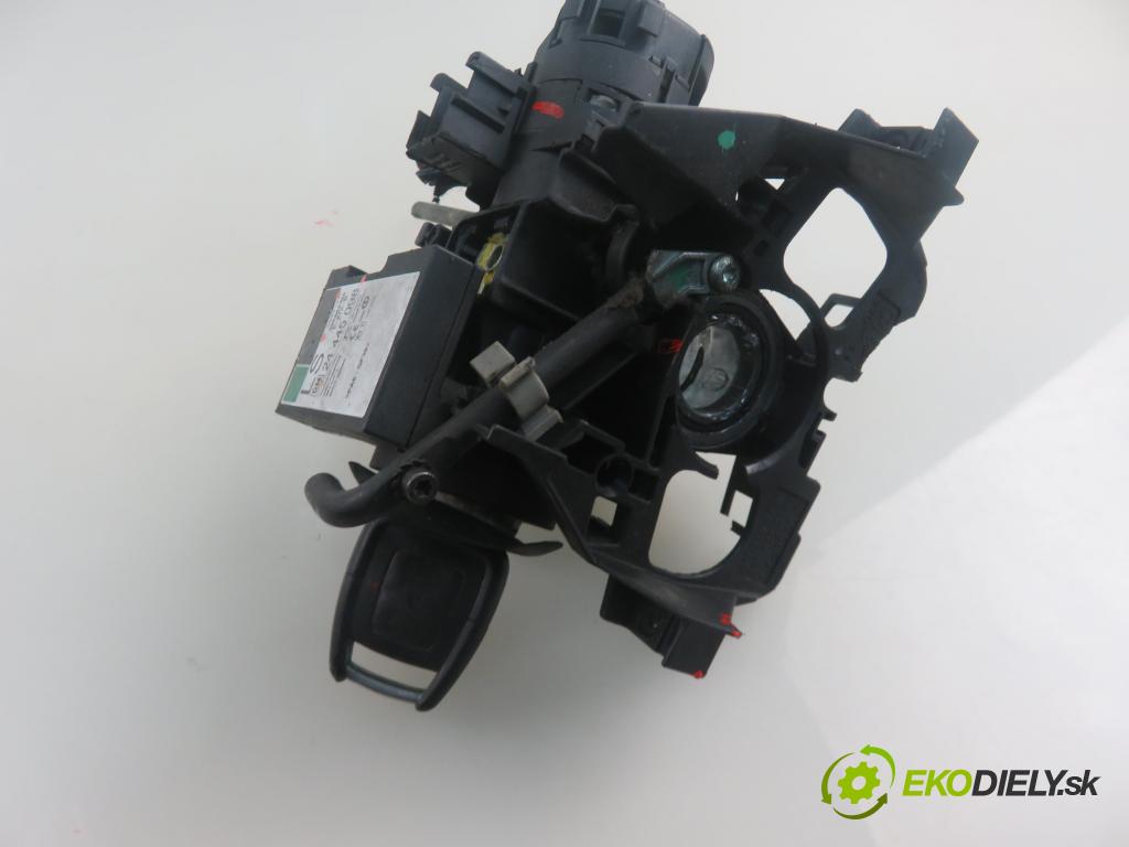 OPEL ZAFIRA A Nadwozie Wielkopojemne (MPV) (T98)  MINIVAN 2000 60,00 2.0 DI 16V - X 20 DTL 1995,00 spinačka 24445098 ; 5WK4763 (Spínacia skrinka a kľúč)