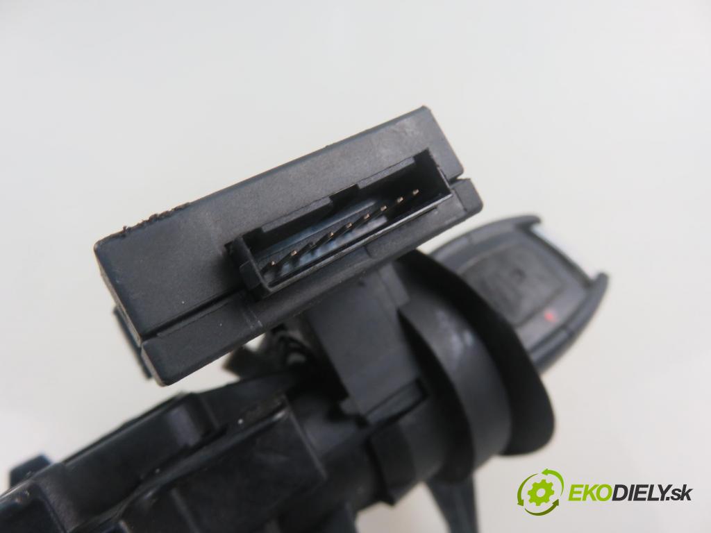 OPEL ZAFIRA A Nadwozie Wielkopojemne (MPV) (T98)  MINIVAN 2000 60,00 2.0 DI 16V - X 20 DTL 1995,00 spinačka 24445098 ; 5WK4763 (Spínacia skrinka a kľúč)