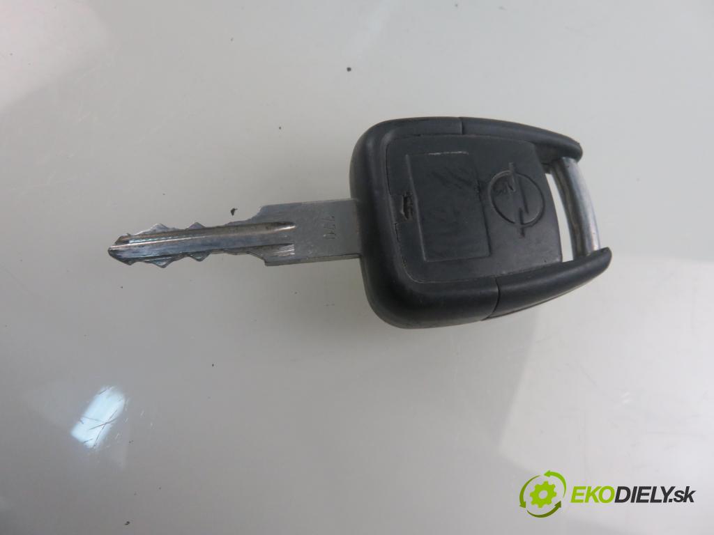OPEL ZAFIRA A Nadwozie Wielkopojemne (MPV) (T98)  MINIVAN 2000 60,00 2.0 DI 16V - X 20 DTL 1995,00 spinačka 24445098 ; 5WK4763 (Spínacia skrinka a kľúč)