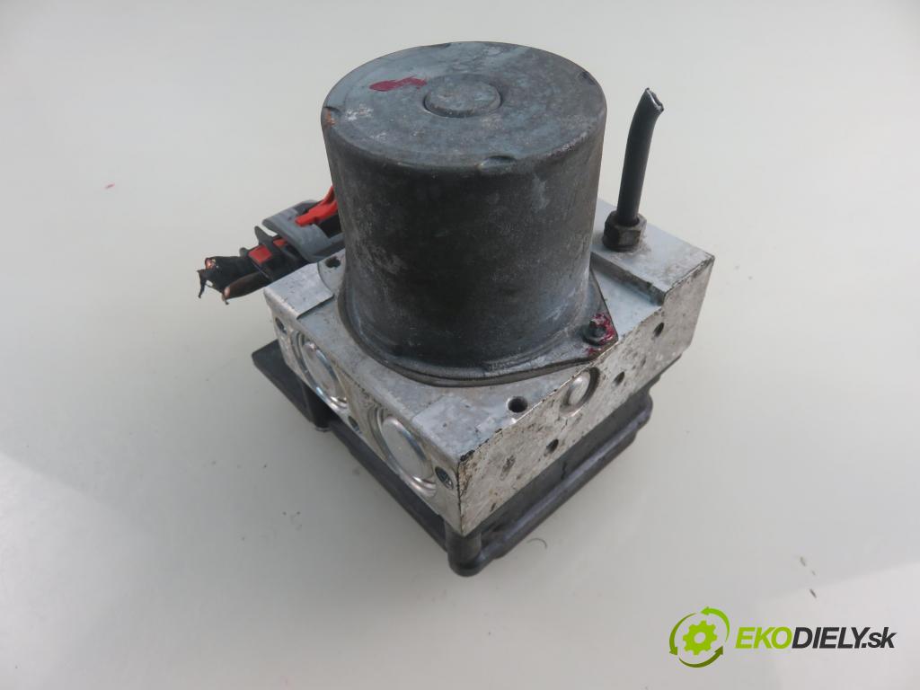 AUDI A4 (8K2, B8) SEDAN 2008 118,00 1.8 TFSI - CABB 1798,00 Pumpa ABS 8K0614517BB ; 0265950934 ; 0265236078 (Pumpa ABS)