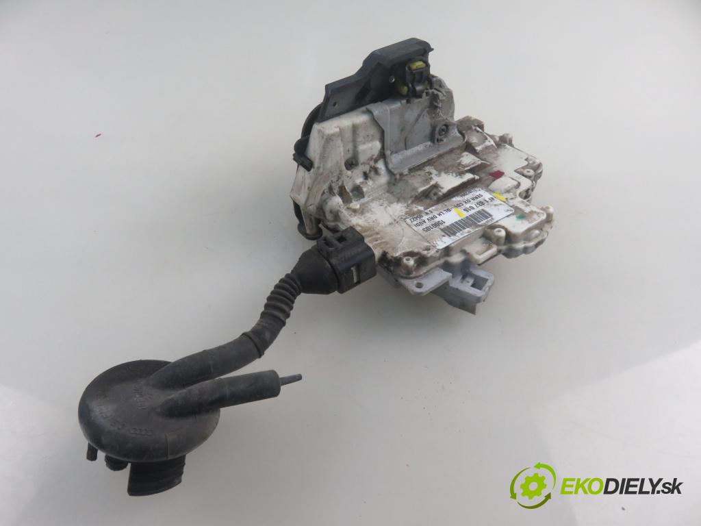 AUDI A6 (4F2, C6) SEDAN 2004 165,00 3.0 TDI quattro - BMK 2967,00 zámok PPE 4F1837016
