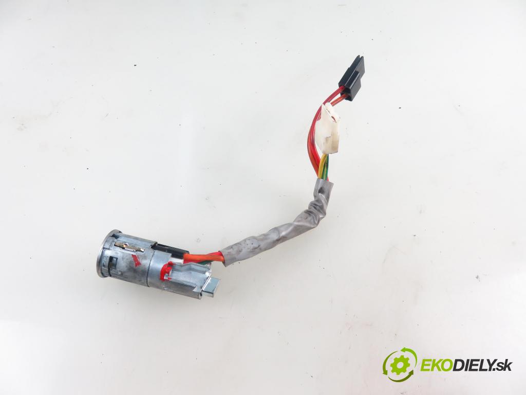 RENAULT MASTER II Skrzynia (FD) FURGON 2004 73,00 2.5 dCi 100 - G9U 754 2464,00 spinačka  (Spínacia skrinka)