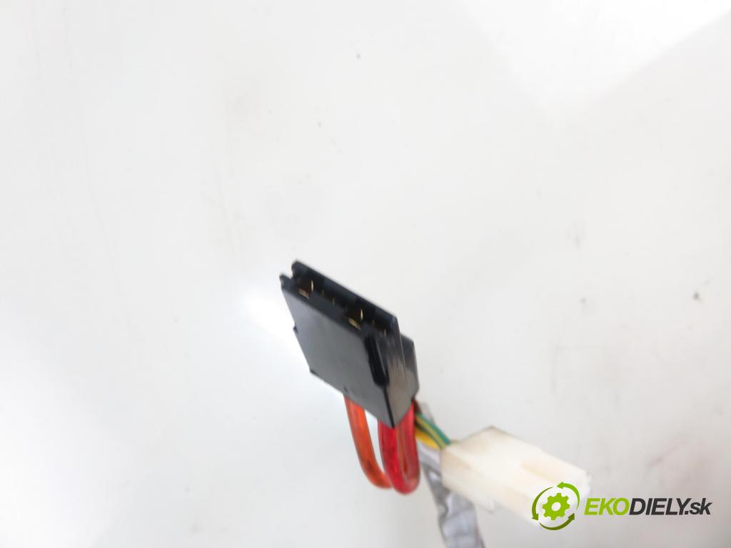 RENAULT MASTER II Skrzynia (FD) FURGON 2004 73,00 2.5 dCi 100 - G9U 754 2464,00 spinačka  (Spínacia skrinka)