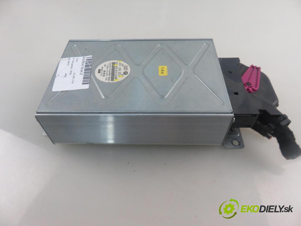 AUDI A6 (4F2, C6) SEDAN 2004 165,00 3.0 TDI quattro - BMK 2967,00 Zosilňovač 4F0910223B ; 4F0035223 (Zosilňovač)