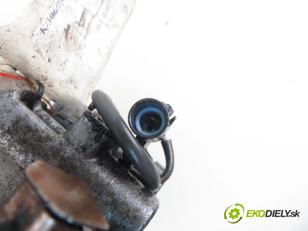 SUZUKI SWIFT III (MZ, EZ) HB 2006 67,00 1.3 91 - M13A 1328,00 KOMPRESOR: klimatizácie 9520062JA0 ; AKC200A083A (Kompresor klimatizácie)