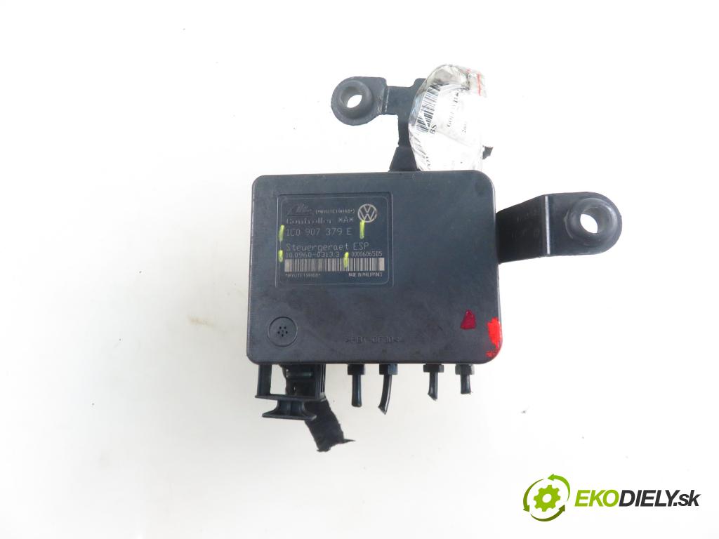 VW GOLF IV (1J1) HB 2001 66,00 1.9 TDI 90 - ALH 1896,00 Pumpa ABS 1C0907379E ; 10096003133 ; 10020600094 (Pumpa ABS)