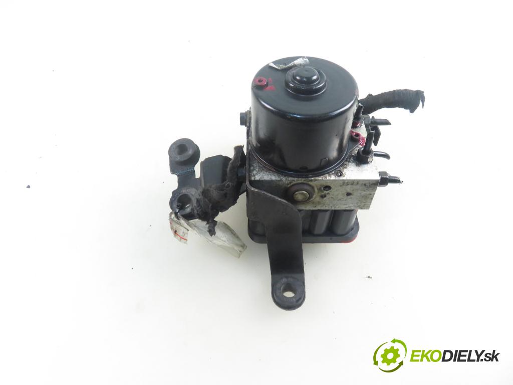 VW GOLF IV (1J1) HB 2001 66,00 1.9 TDI 90 - ALH 1896,00 Pumpa ABS 1C0907379E ; 10096003133 ; 10020600094 (Pumpa ABS)