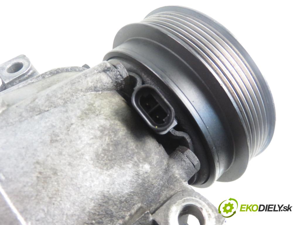 RENAULT MEGANE Scenic (JA0/1_) MINIVAN 1999 79,00 1.6 16V 107 - K4M 700 1598,00 KOMPRESOR: klimatizace 7700103536 (Kompresor klimatizace)